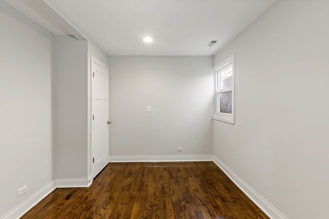 6640 S CHAMPLAIN Avenue, Chicago, IL 60637