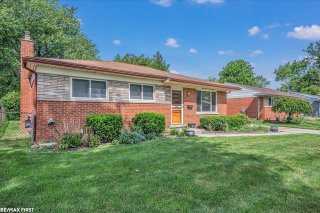 33247 Regal Drive, Fraser, MI 48026