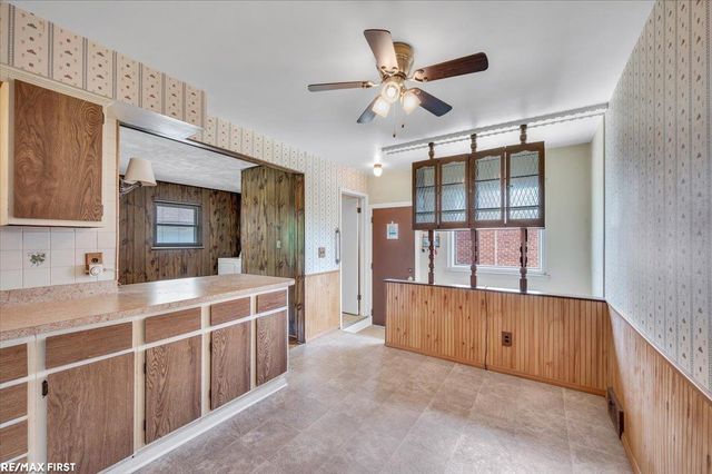 33247 Regal Drive, Fraser, MI 48026