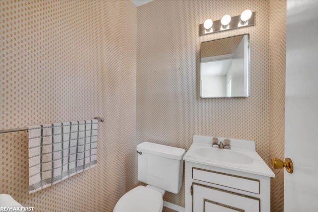 33247 Regal Drive, Fraser, MI 48026