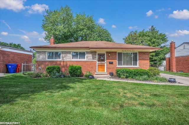 33247 Regal Drive, Fraser, MI 48026