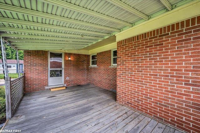 33247 Regal Drive, Fraser, MI 48026