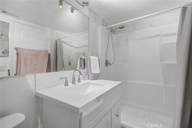 31914 Calle Tiara S, Temecula, CA 92592