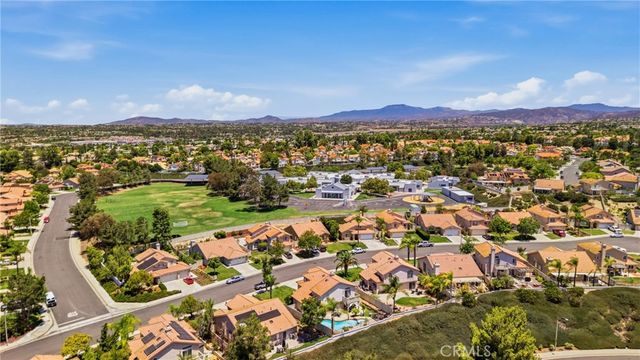 31914 Calle Tiara S, Temecula, CA 92592
