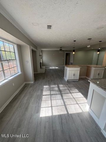 631 Tifton Drive, Jackson, MS 39212