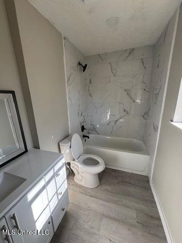 631 Tifton Drive, Jackson, MS 39212