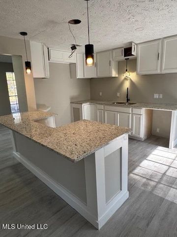 631 Tifton Drive, Jackson, MS 39212