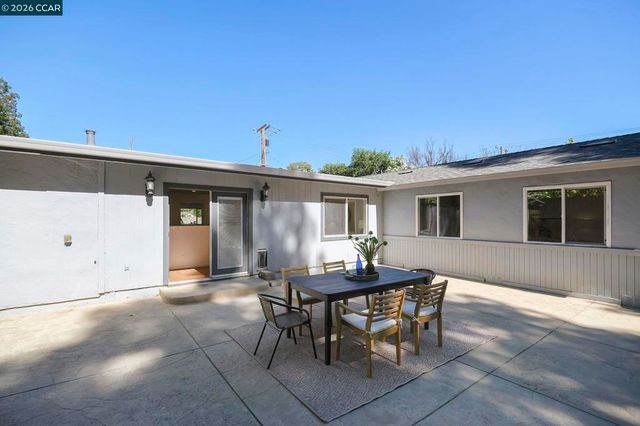 464 Palm Avenue, Martinez, CA 94553