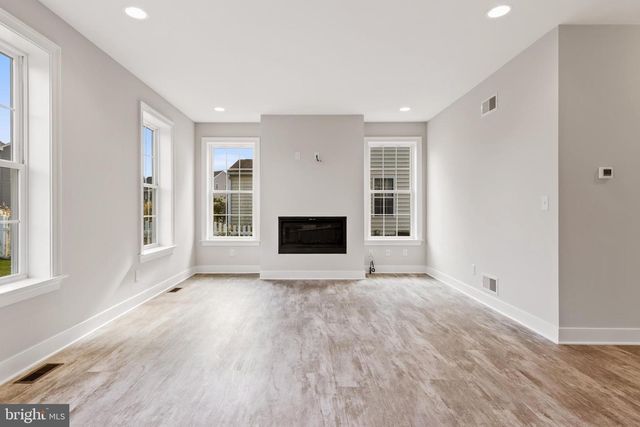 132 TRINITY DR, Oxford, PA 19363