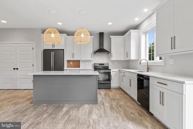 132 TRINITY DR, Oxford, PA 19363