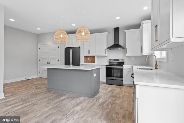 132 TRINITY DR, Oxford, PA 19363