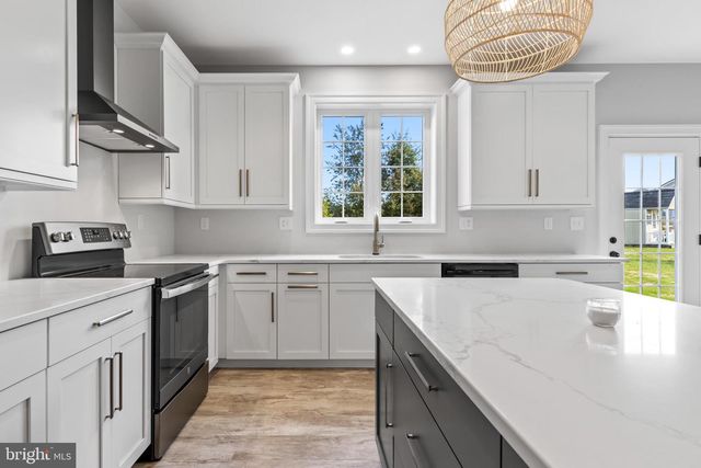 132 TRINITY DR, Oxford, PA 19363