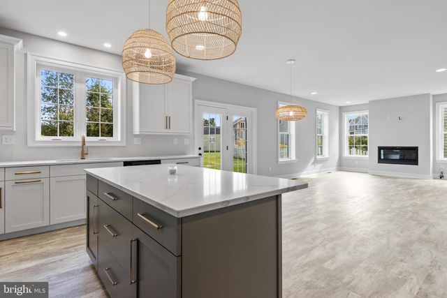 132 TRINITY DR, Oxford, PA 19363