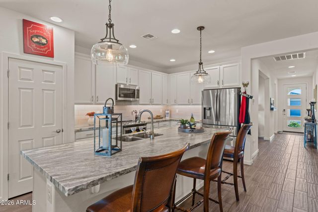 3136 PROSPECTOR Way, Wickenburg, AZ 85390