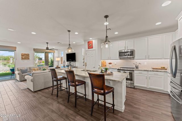 3136 PROSPECTOR Way, Wickenburg, AZ 85390