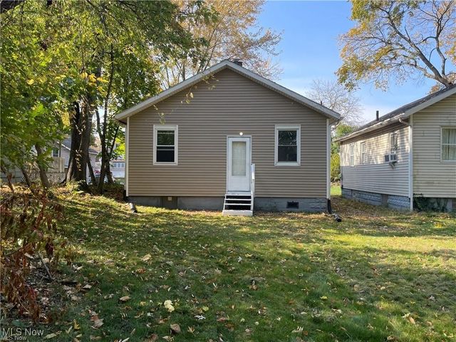 514 4th Street SW, Massillon, OH 44647