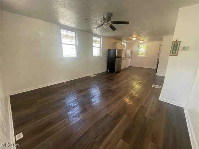 514 4th Street SW, Massillon, OH 44647