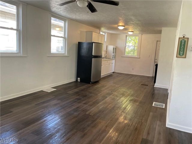 514 4th Street SW, Massillon, OH 44647