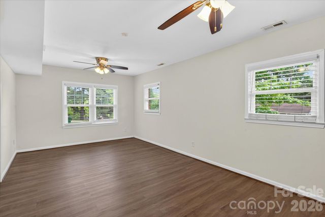 6912 Woodstock Drive, Charlotte, NC 28210
