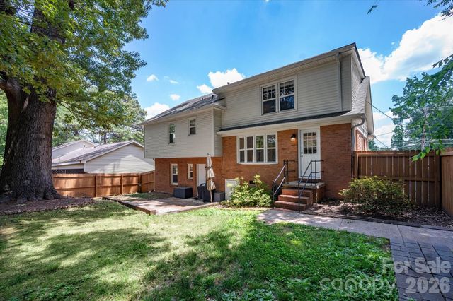 6912 Woodstock Drive, Charlotte, NC 28210
