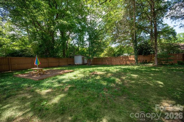 6912 Woodstock Drive, Charlotte, NC 28210