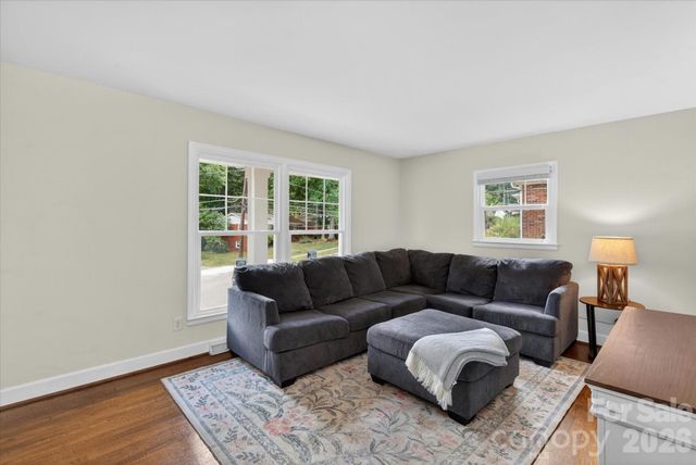 6912 Woodstock Drive, Charlotte, NC 28210
