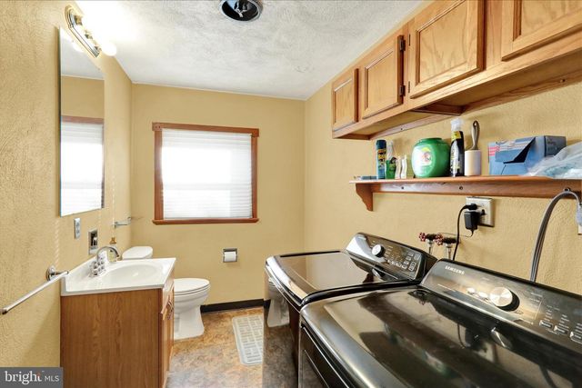 933 PHILADELPHIA AVE, Reading, PA 19607