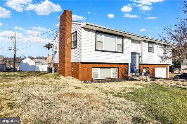 933 PHILADELPHIA AVE, Reading, PA 19607