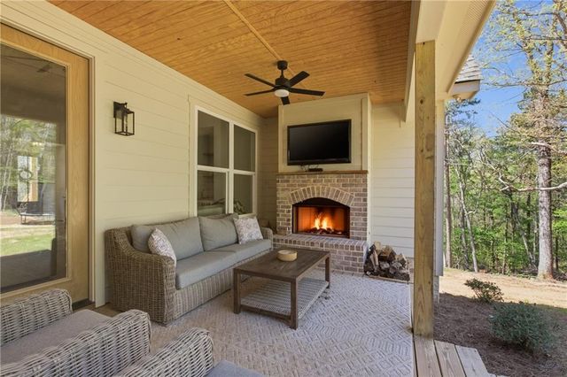 1655 Pardue Mill Road, Demorest, GA 30535