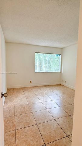 10709 Cleary Boulevard 307, Plantation, FL 33324
