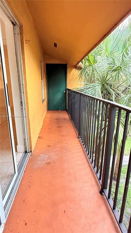 10709 Cleary Boulevard 307, Plantation, FL 33324