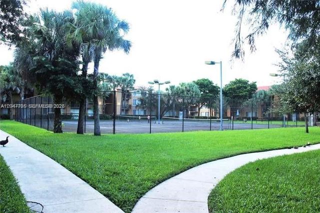 10709 Cleary Boulevard 307, Plantation, FL 33324