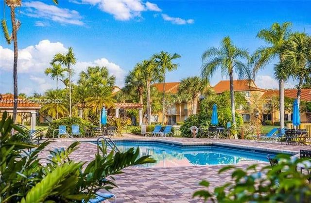10709 Cleary Boulevard 307, Plantation, FL 33324