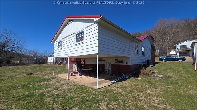 245 1st Avenue, Ripley, WV 25271