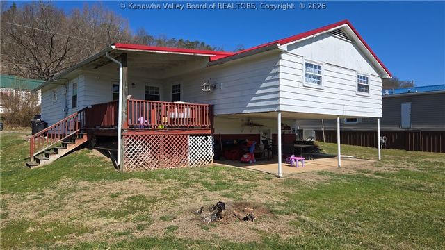 245 1st Avenue, Ripley, WV 25271