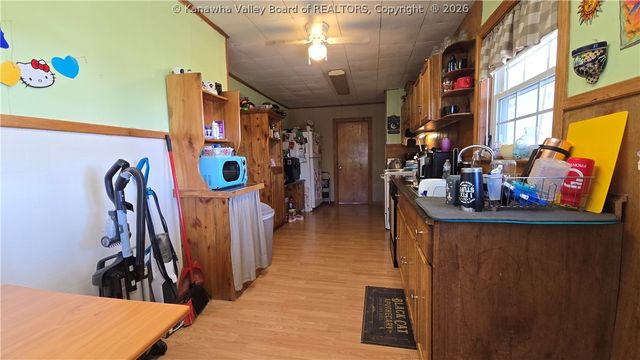 245 1st Avenue, Ripley, WV 25271