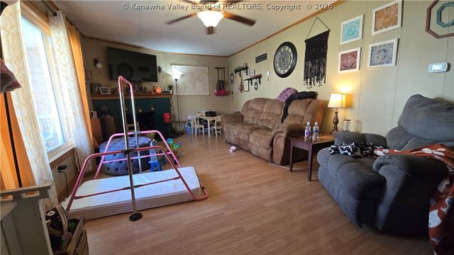 245 1st Avenue, Ripley, WV 25271