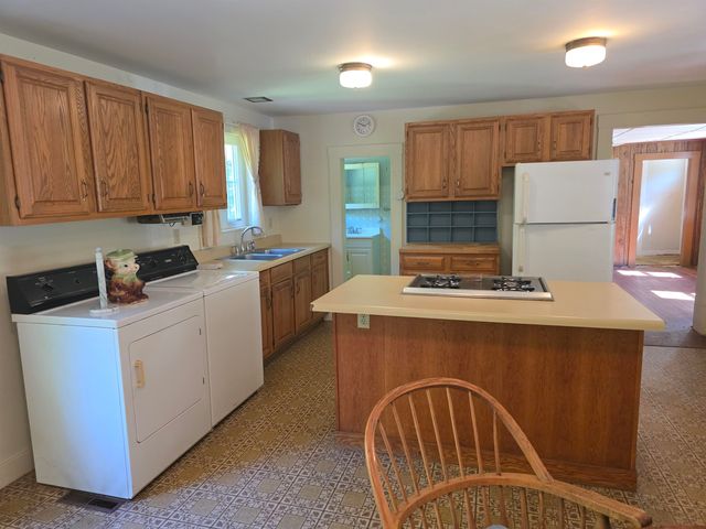 139 Pleasant Valley Road, Springfield, VT 05156
