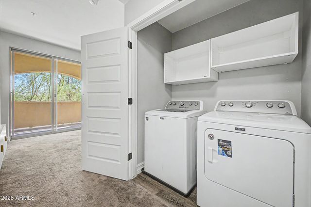 2821 S SKYLINE Drive 128, Mesa, AZ 85212