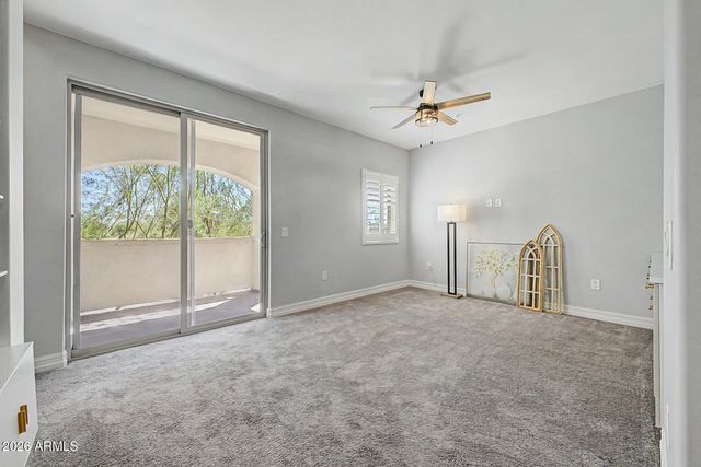 2821 S SKYLINE Drive 128, Mesa, AZ 85212