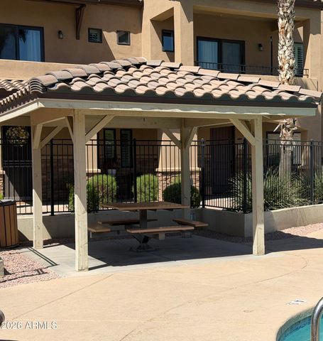 2821 S SKYLINE Drive 128, Mesa, AZ 85212