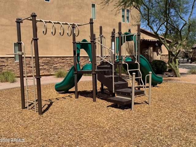 2821 S SKYLINE Drive 128, Mesa, AZ 85212