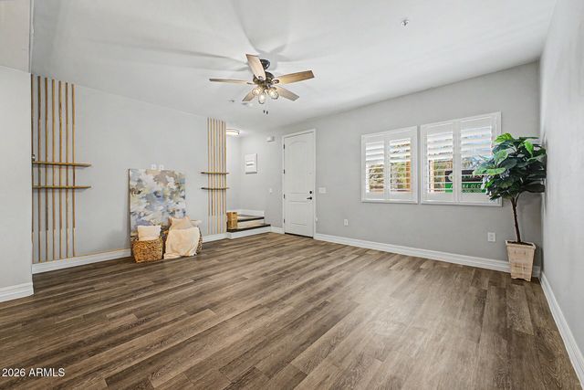 2821 S SKYLINE Drive 128, Mesa, AZ 85212