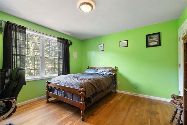 50 Sky Ln, Leominster, MA 01453