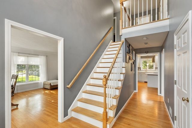 50 Sky Ln, Leominster, MA 01453