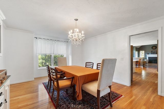 50 Sky Ln, Leominster, MA 01453