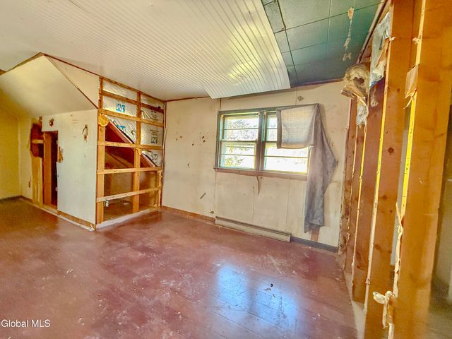 3402 NY RT 7, Hoosick Falls, NY 12090