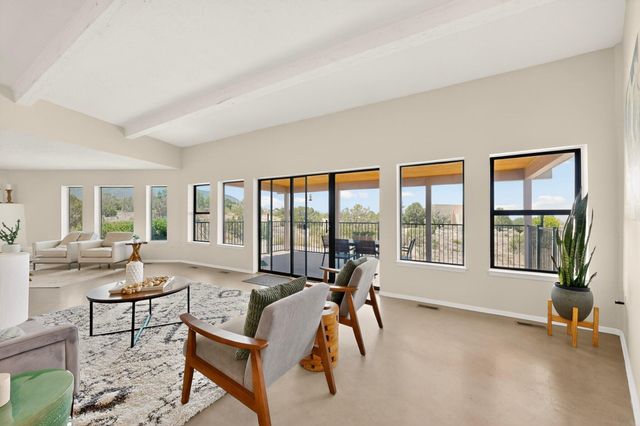 984 Lynx Loop NE, Albuquerque, NM 87122