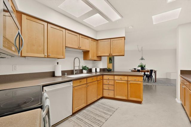 984 Lynx Loop NE, Albuquerque, NM 87122