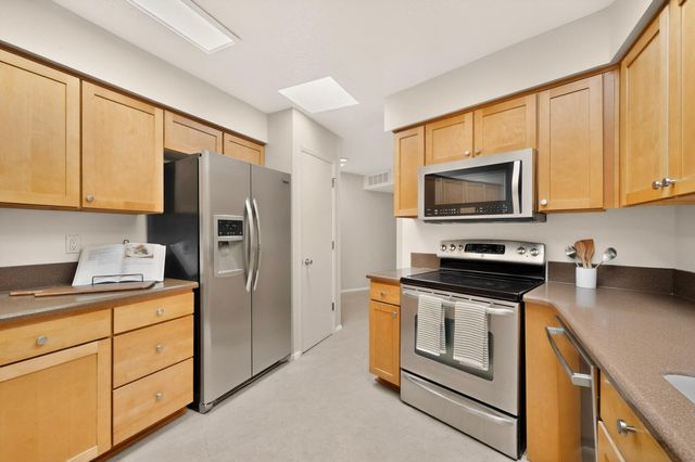 984 Lynx Loop NE, Albuquerque, NM 87122